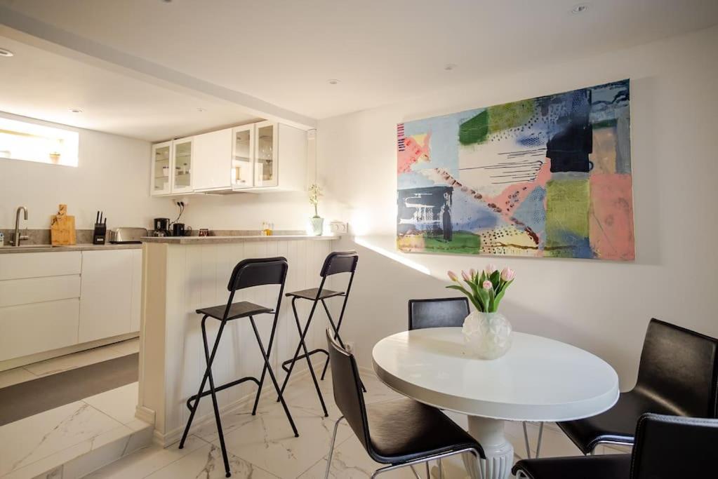 Outstanding Apartment Close To Gothenburg Кунгэльв Экстерьер фото