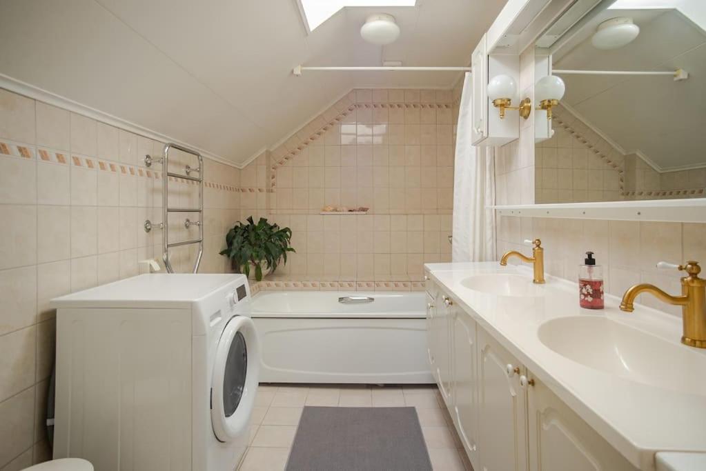 Outstanding Apartment Close To Gothenburg Кунгэльв Экстерьер фото